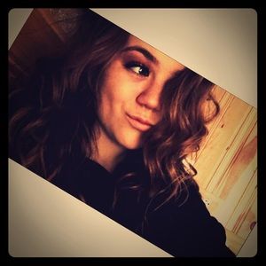 Meet your Posher, Carley